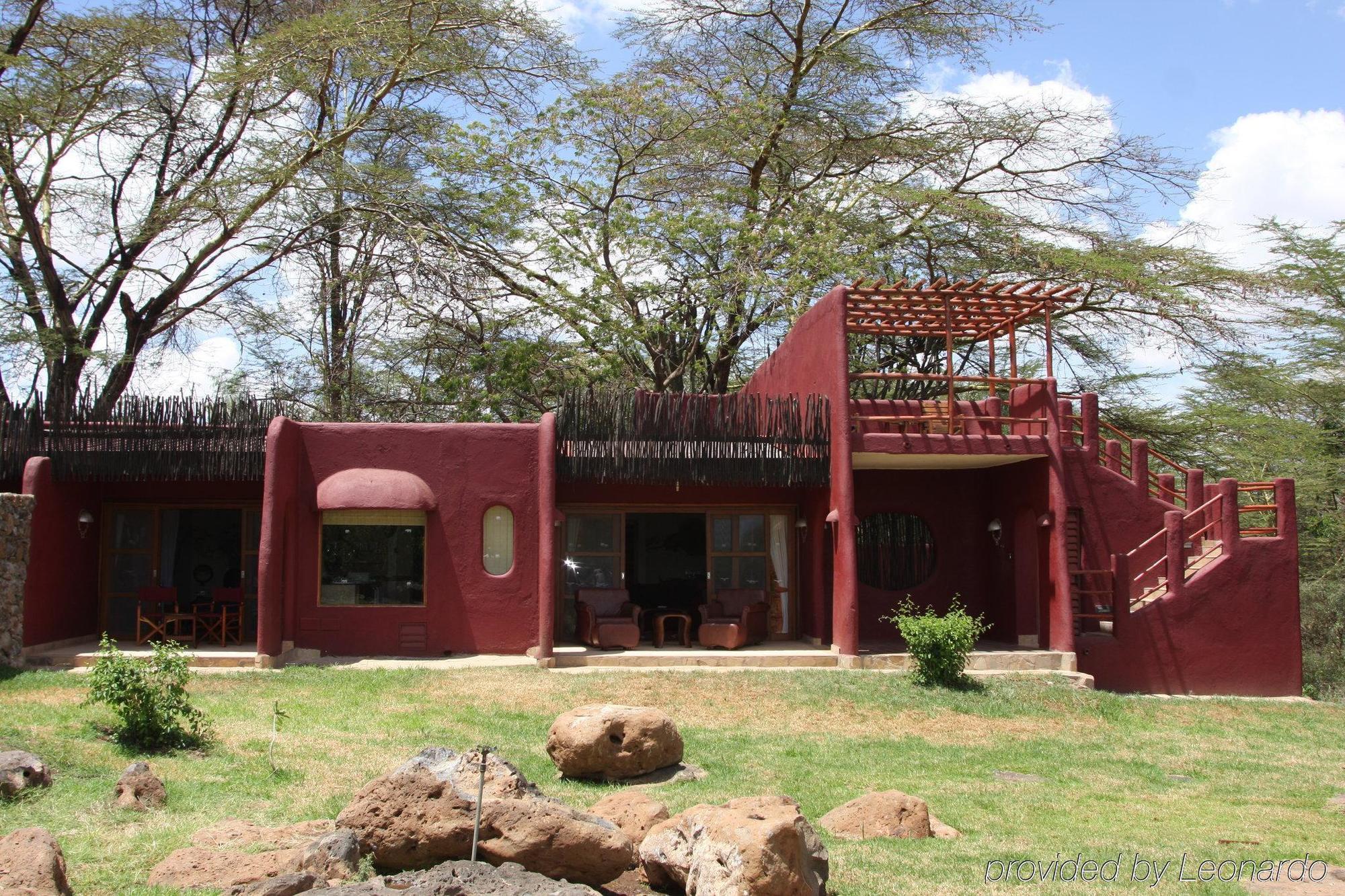 Amboseli Serena Safari Lodge Экстерьер фото