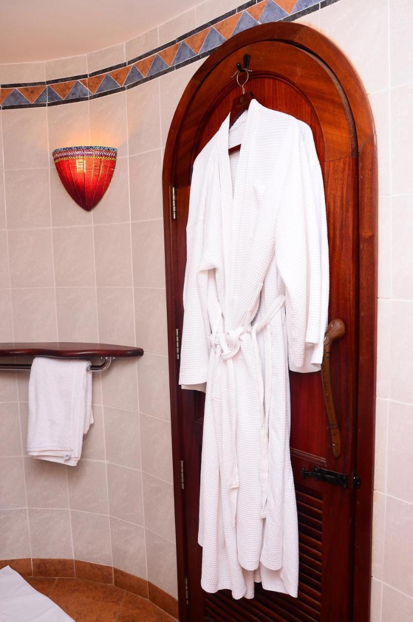 Amboseli Serena Safari Lodge Экстерьер фото