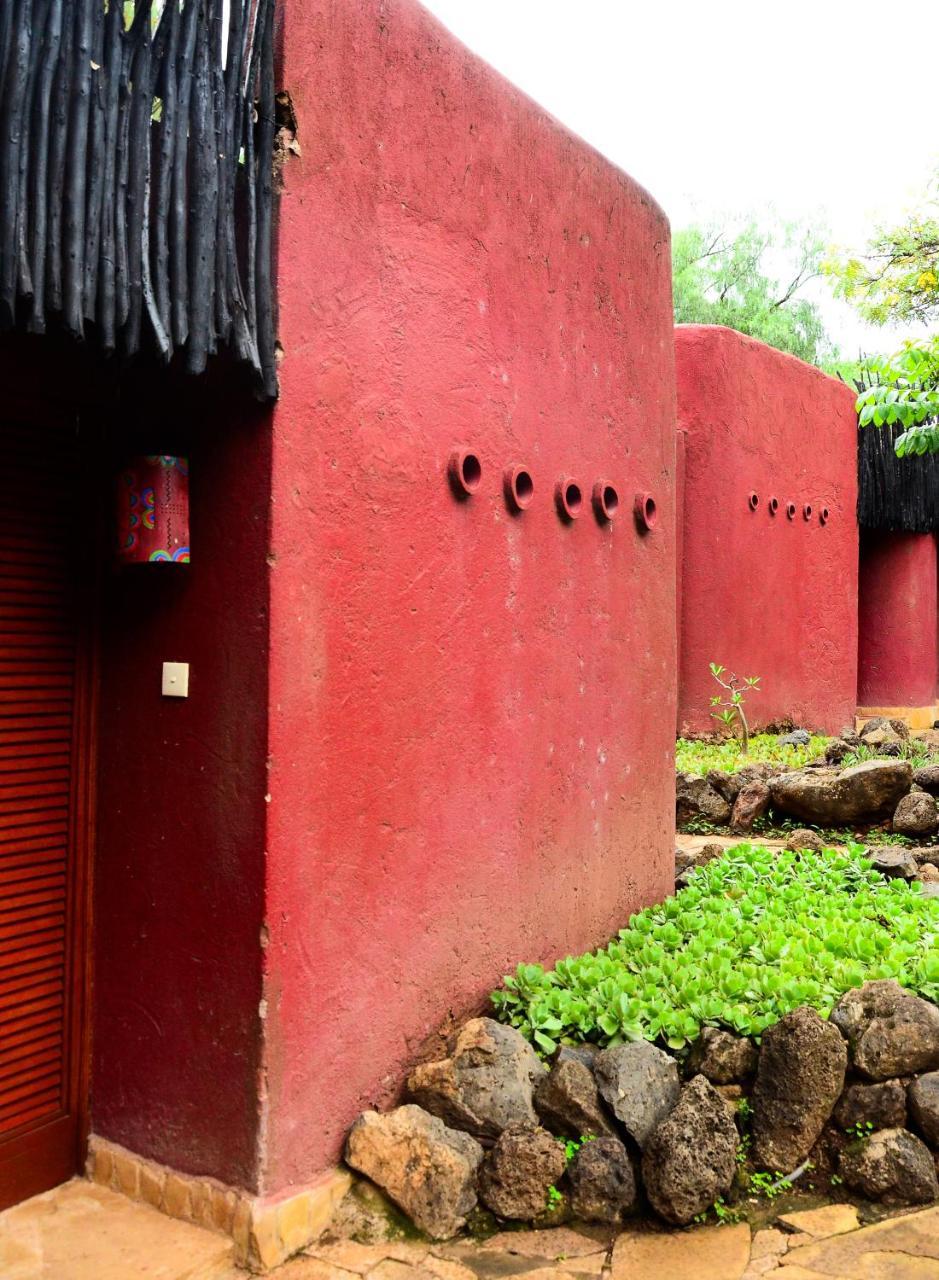 Amboseli Serena Safari Lodge Экстерьер фото