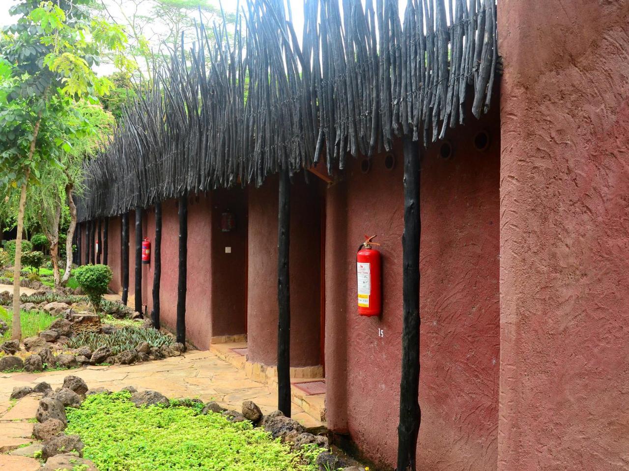 Amboseli Serena Safari Lodge Экстерьер фото