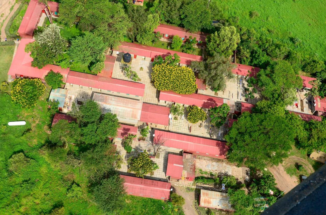 Amboseli Serena Safari Lodge Экстерьер фото