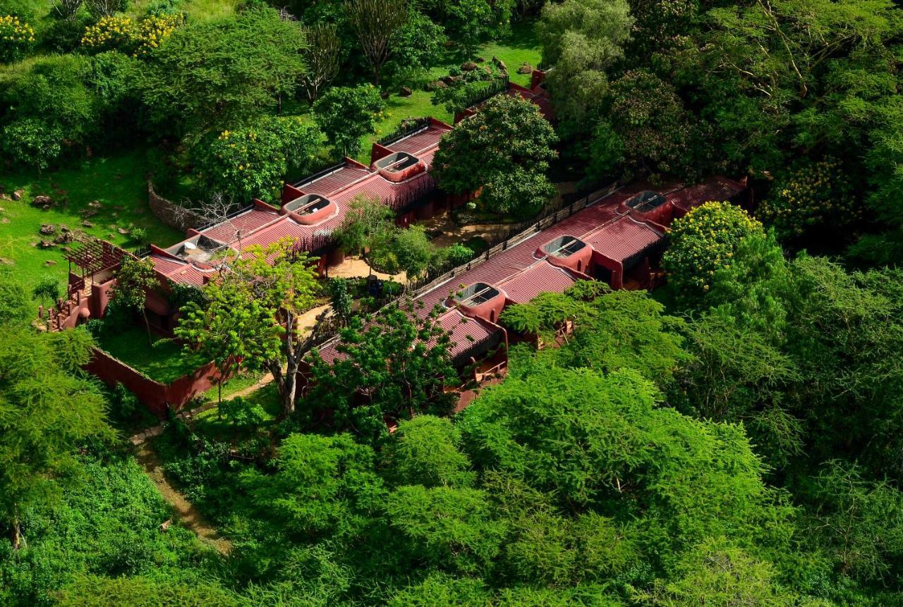 Amboseli Serena Safari Lodge Экстерьер фото